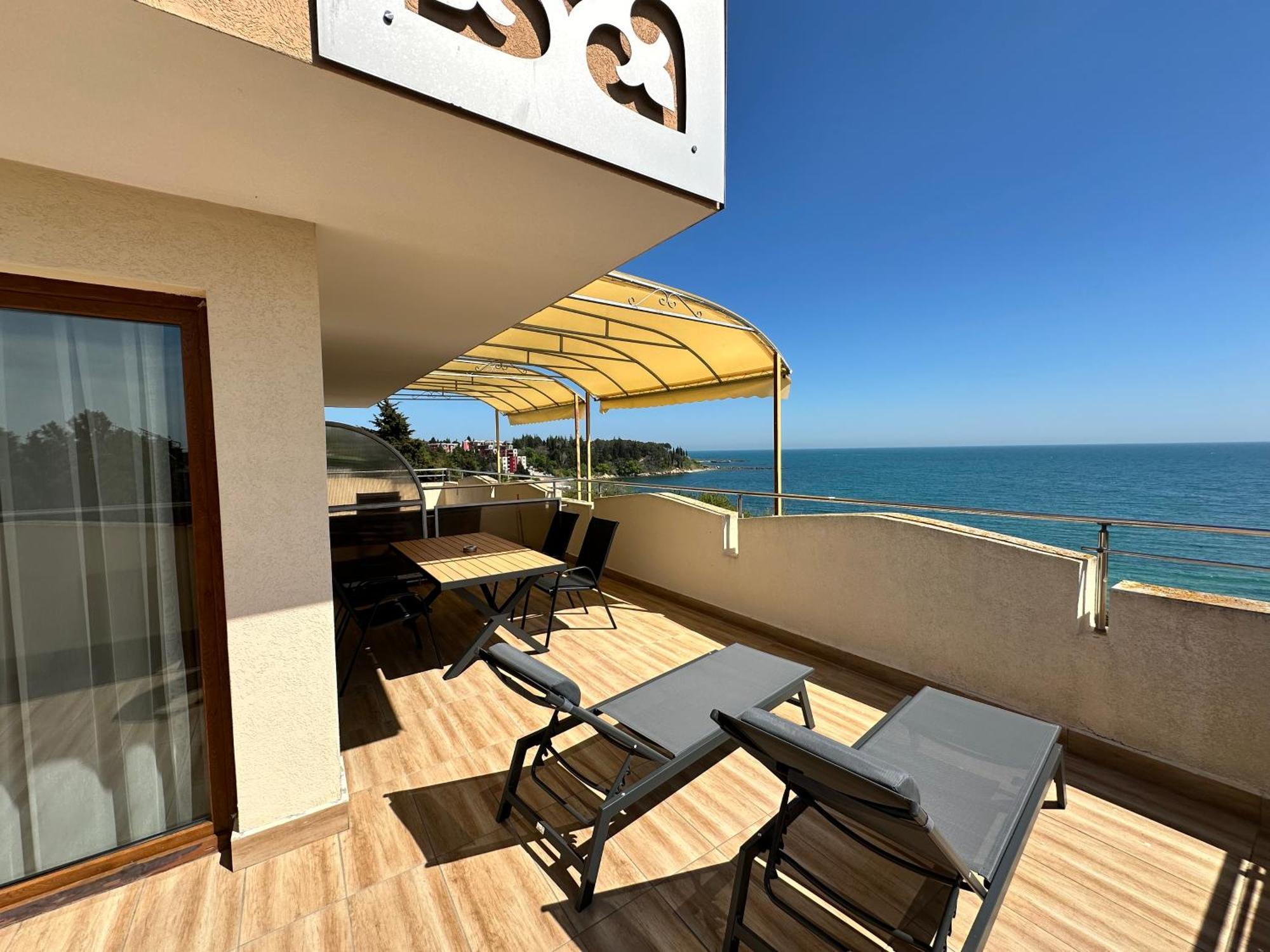 Hotel Capri Nesebar Exterior photo