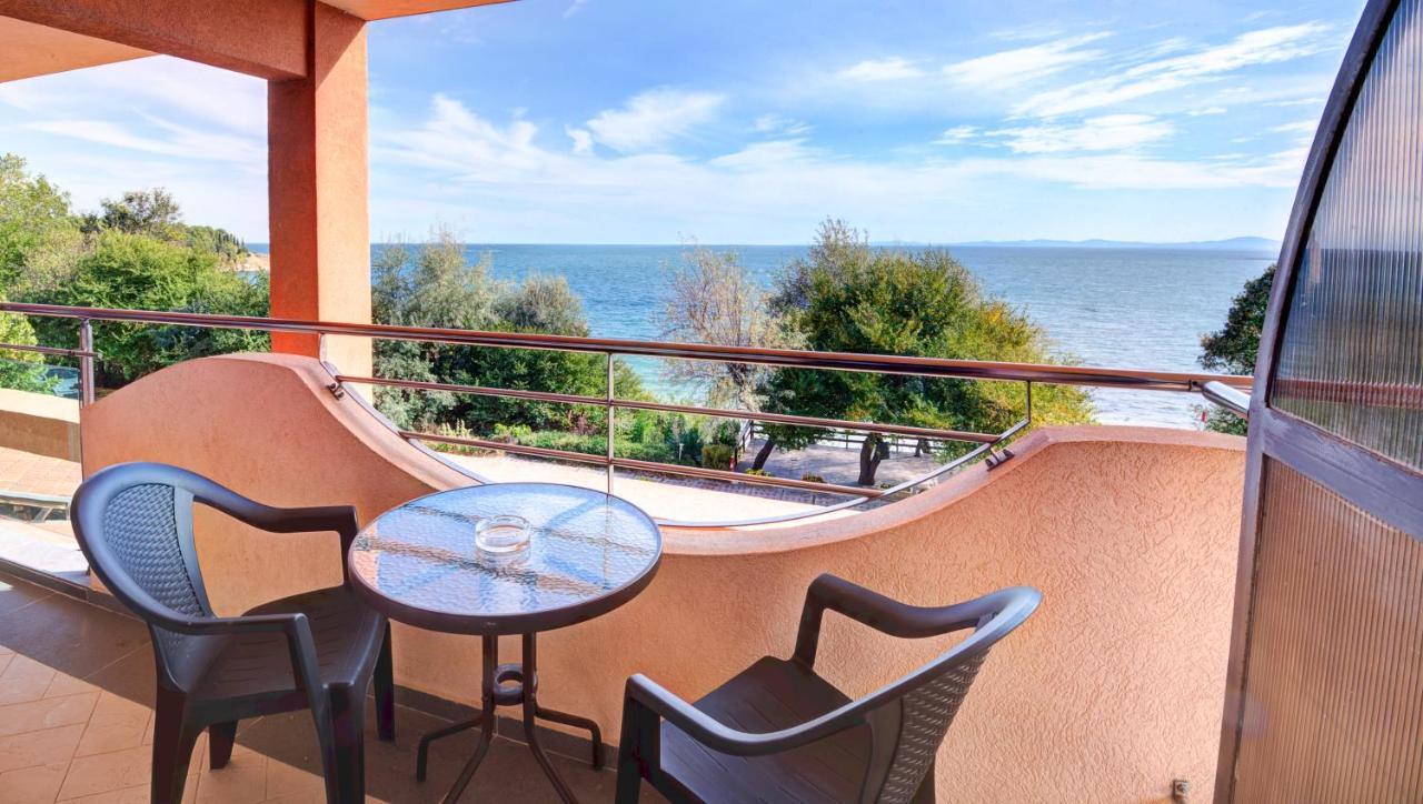 Hotel Capri Nesebar Exterior photo